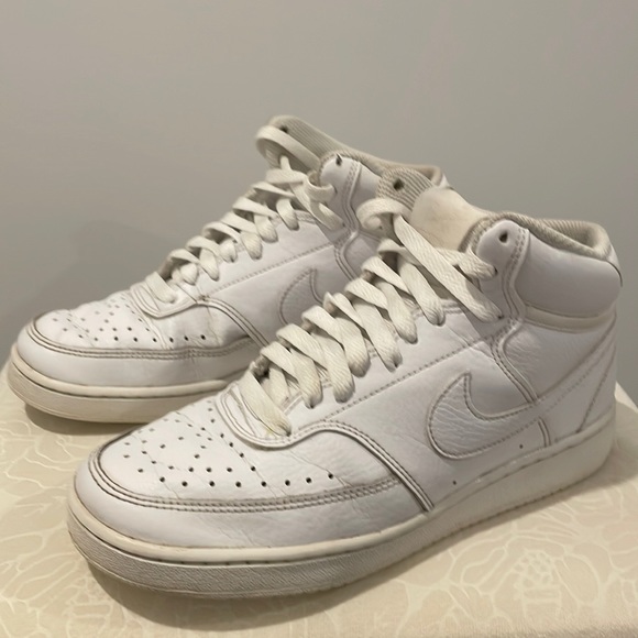 Nike Air Force 1 High Top - Picture 2 of 5